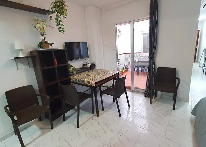 Eduardo Rico Apartment *